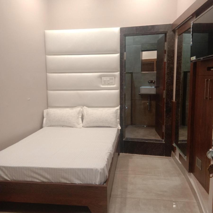 Hotel Lovely Ajmer Quarto foto